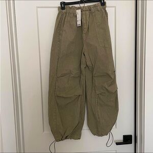 NWT Urban Outftters Sloan Nylon Balloon Pant Small